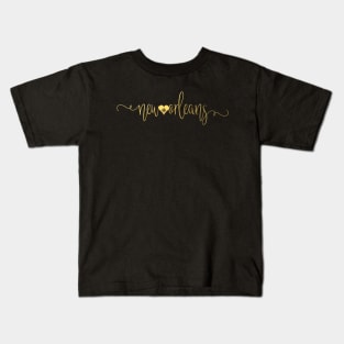 New Orleans Script Typography Black and Gold Letters and Fleur de Lis Heart Kids T-Shirt